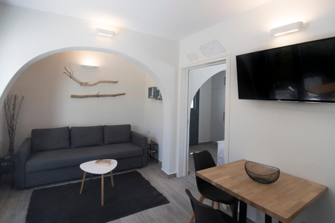 White New 1Bd House With Private Jacuzzi In Isterni Villa Isterni  Esterno foto